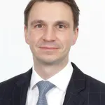 Benedikt Schmitz is a Director in Simon-Kucher's global Consumer Sector 